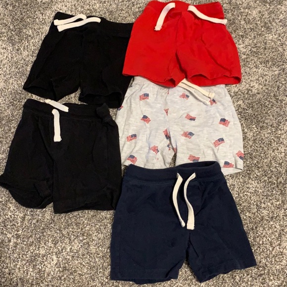 Old Navy Other - 5 pairs of Toddler Shorts Old Navy Bundle